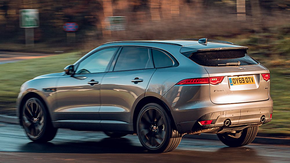 Jaguar F-Pace Side Situ